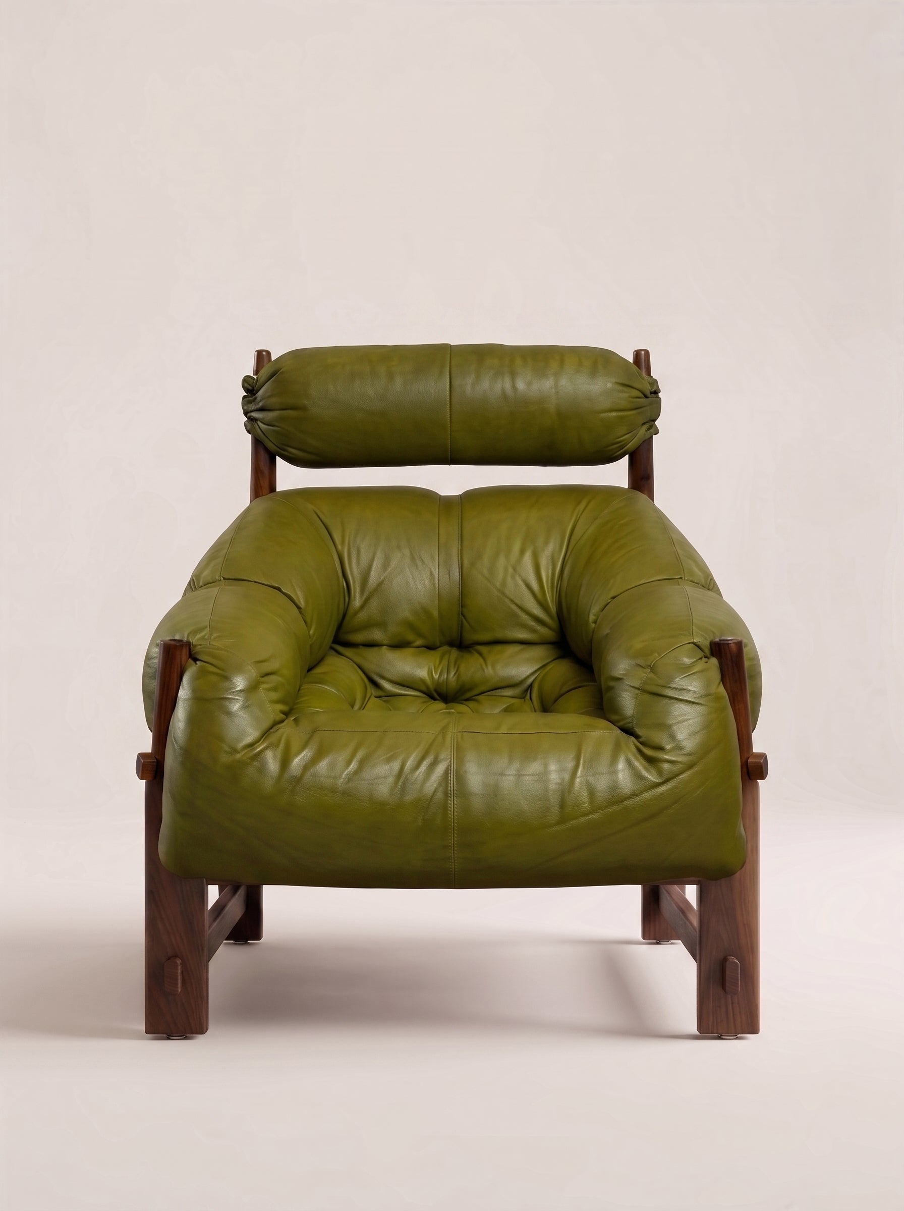Corral Lounge Chair